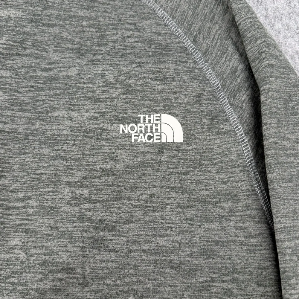 The North Face Mens XL Grey Heather Quarter Zip Fleece Pullover Chest Pocket